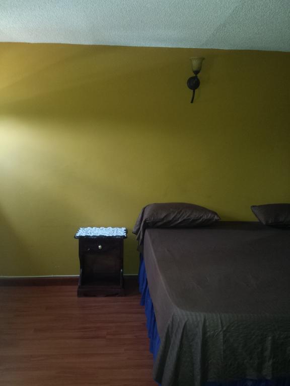 Impeccable Guest Rooms 2 Kingston Zimmer foto